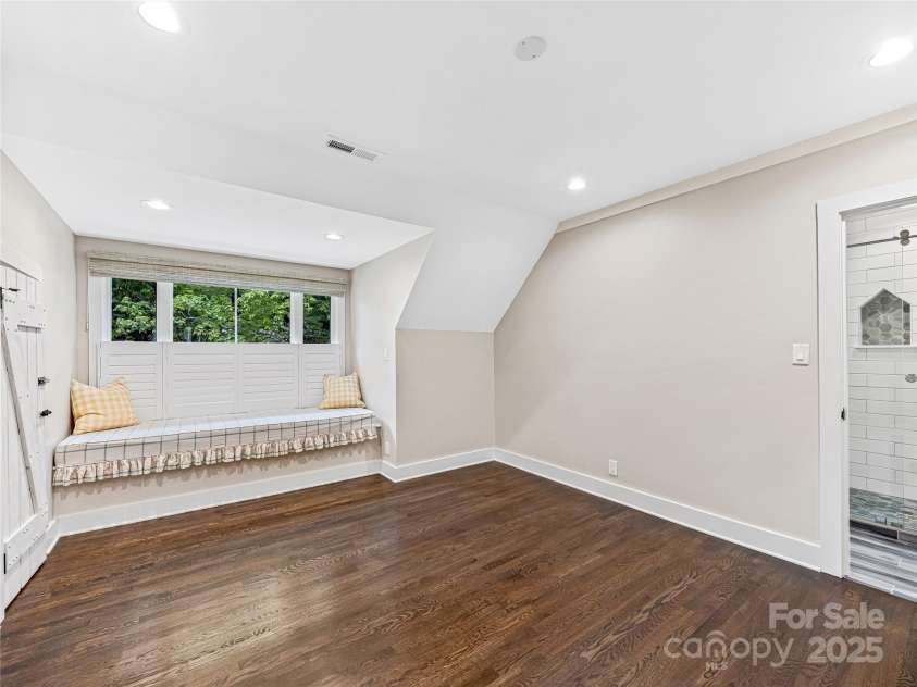 251 Toxaway Court, Lake Toxaway, NC 28747.  MLS# CAR4265762, YatesRealty ID 32047. 