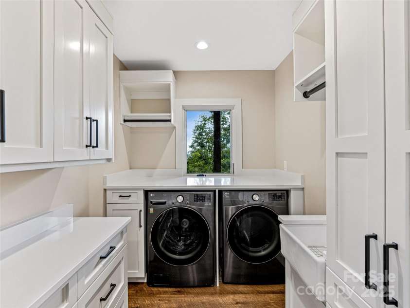 251 Toxaway Court, Lake Toxaway, NC 28747.  MLS# CAR4265762, YatesRealty ID 32047. 