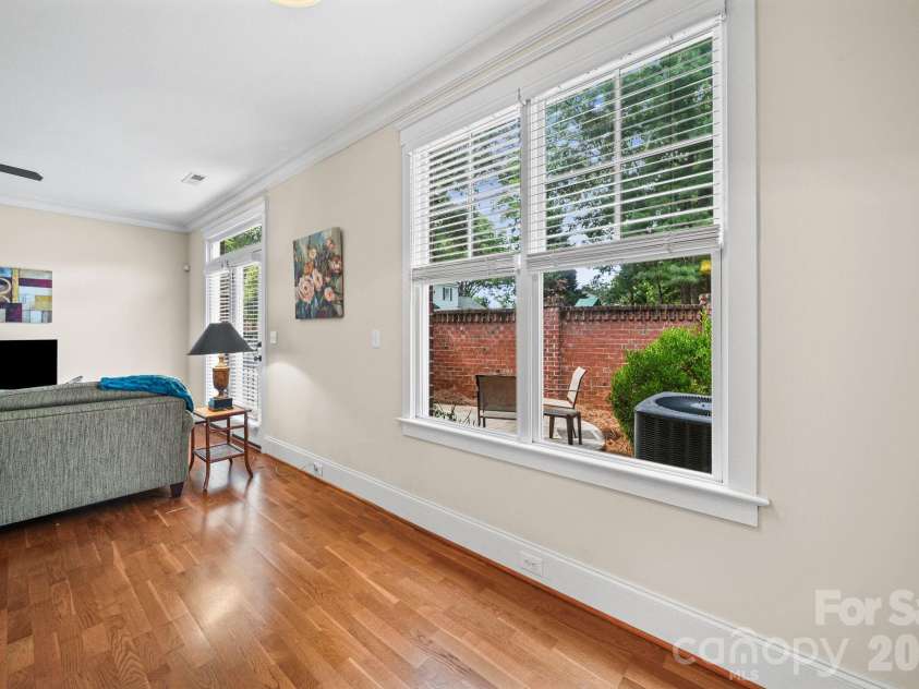 718 Kingsley Way, Belmont, NC 28012.  MLS# CAR4391382, YatesRealty ID 32049. 