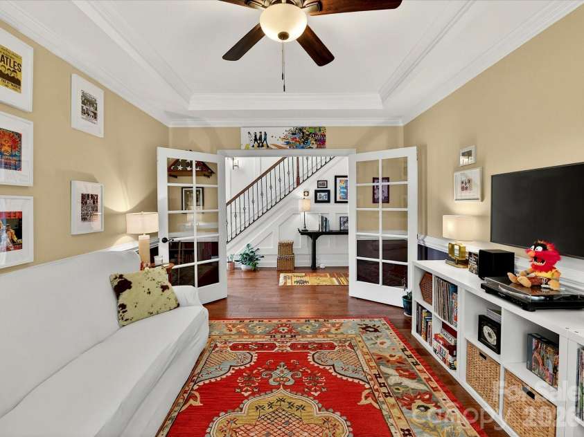 16033 Oxford Glenn Drive, Huntersville, NC 28078.  MLS# CAR4353703, YatesRealty ID 3205. 