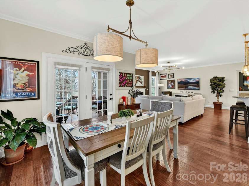 16033 Oxford Glenn Drive, Huntersville, NC 28078.  MLS# CAR4353703, YatesRealty ID 3205. 
