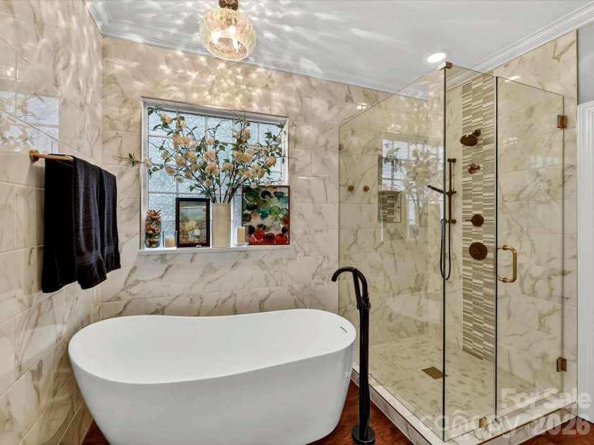 16033 Oxford Glenn Drive, Huntersville, NC 28078.  MLS# CAR4353703, YatesRealty ID 3205. 