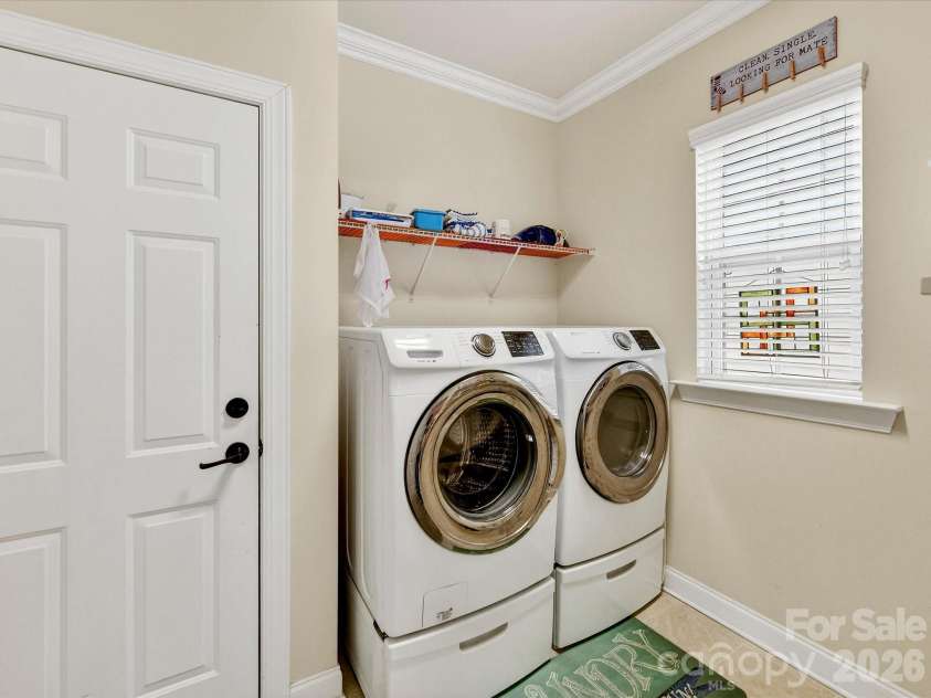 16033 Oxford Glenn Drive, Huntersville, NC 28078.  MLS# CAR4353703, YatesRealty ID 3205. 