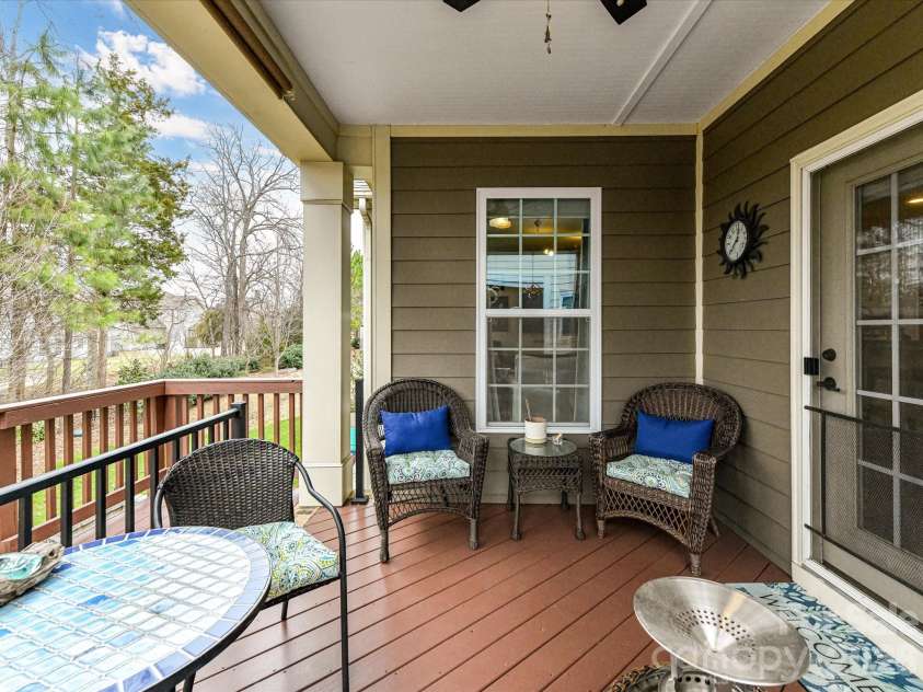 16033 Oxford Glenn Drive, Huntersville, NC 28078.  MLS# CAR4353703, YatesRealty ID 3205. 