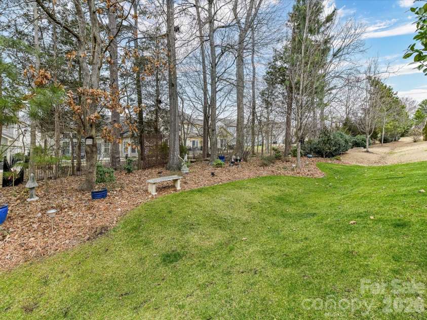 16033 Oxford Glenn Drive, Huntersville, NC 28078.  MLS# CAR4353703, YatesRealty ID 3205. 