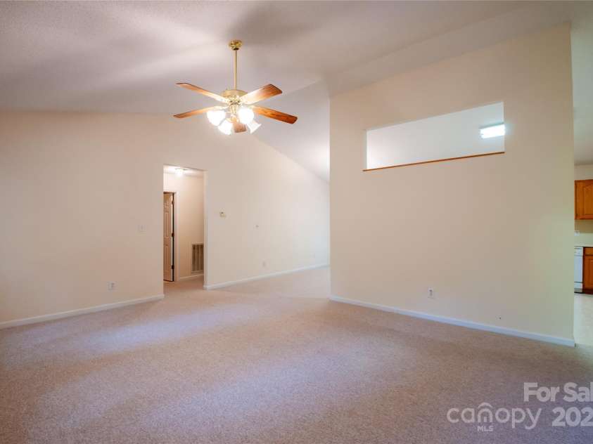 114 Lynn Hollow Drive, Statesville, NC 28677.  MLS# CAR4288959, YatesRealty ID 32052. 