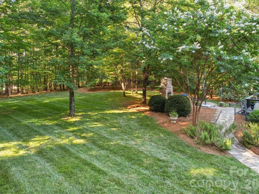 1205 Crofton Drive, Waxhaw, NC 28173.  MLS# CAR4390642, YatesRealty ID 32052. 