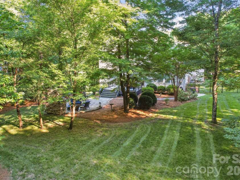 1205 Crofton Drive, Waxhaw, NC 28173.  MLS# CAR4390642, YatesRealty ID 32052. 