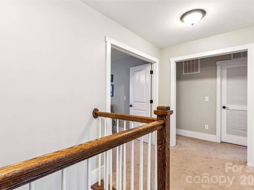 1205 Crofton Drive, Waxhaw, NC 28173.  MLS# CAR4390642, YatesRealty ID 32052. 