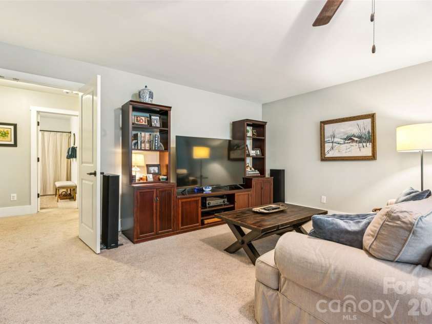 1205 Crofton Drive, Waxhaw, NC 28173.  MLS# CAR4390642, YatesRealty ID 32052. 