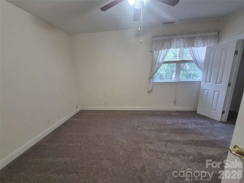 1408 Kenton Lane, Asheville, NC 28803.  MLS# CAR4390705, YatesRealty ID 32055. 2nd bedroom