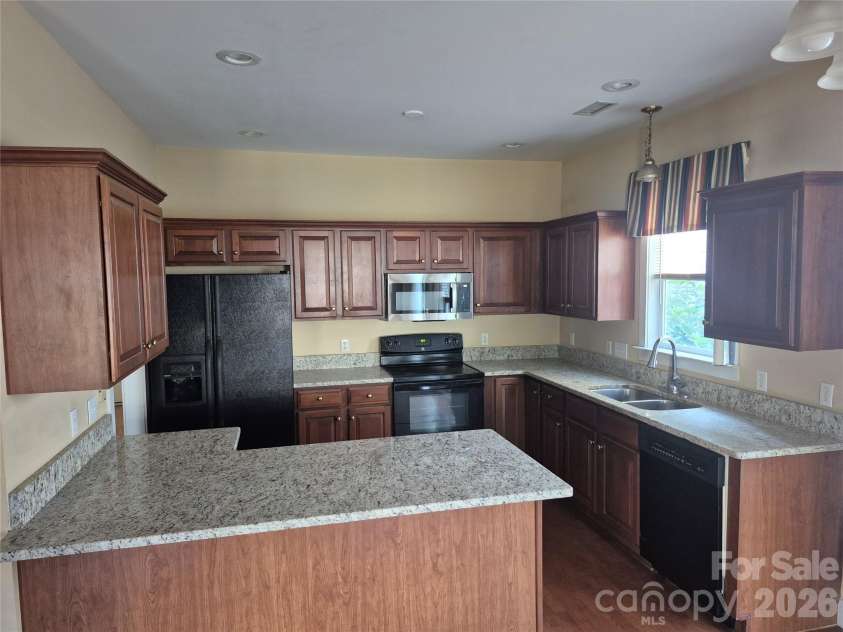 1408 Kenton Lane, Asheville, NC 28803.  MLS# CAR4390705, YatesRealty ID 32055. Granite kitchen