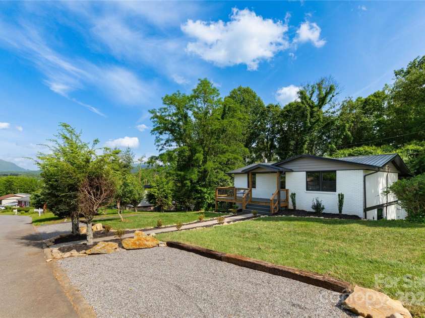 3 High Meadow Road, Asheville, NC 28803.  MLS# CAR4257892, YatesRealty ID 32055. Several spots to park