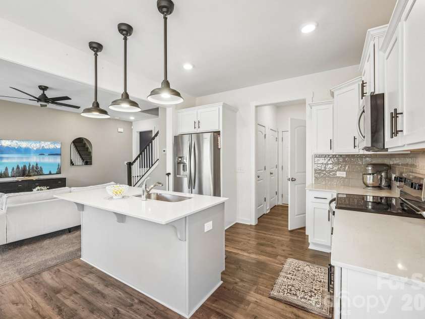 24064 Sailfish Drive, Lancaster, SC 29720.  MLS# CAR4395651, YatesRealty ID 32056. 