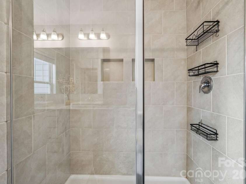 24064 Sailfish Drive, Lancaster, SC 29720.  MLS# CAR4395651, YatesRealty ID 32056. 