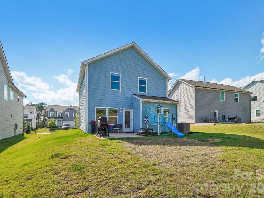 24064 Sailfish Drive, Lancaster, SC 29720.  MLS# CAR4395651, YatesRealty ID 32056. 