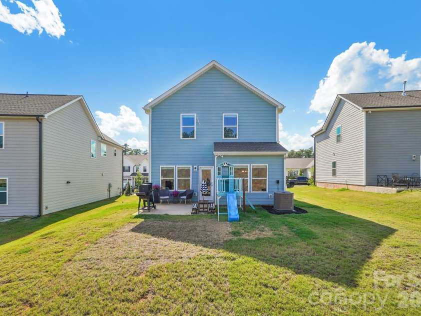 24064 Sailfish Drive, Lancaster, SC 29720.  MLS# CAR4395651, YatesRealty ID 32056. 