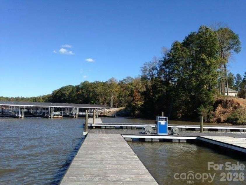 24064 Sailfish Drive, Lancaster, SC 29720.  MLS# CAR4395651, YatesRealty ID 32056. 