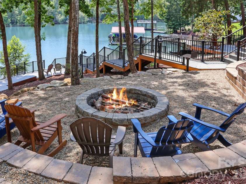 24064 Sailfish Drive, Lancaster, SC 29720.  MLS# CAR4395651, YatesRealty ID 32056. 