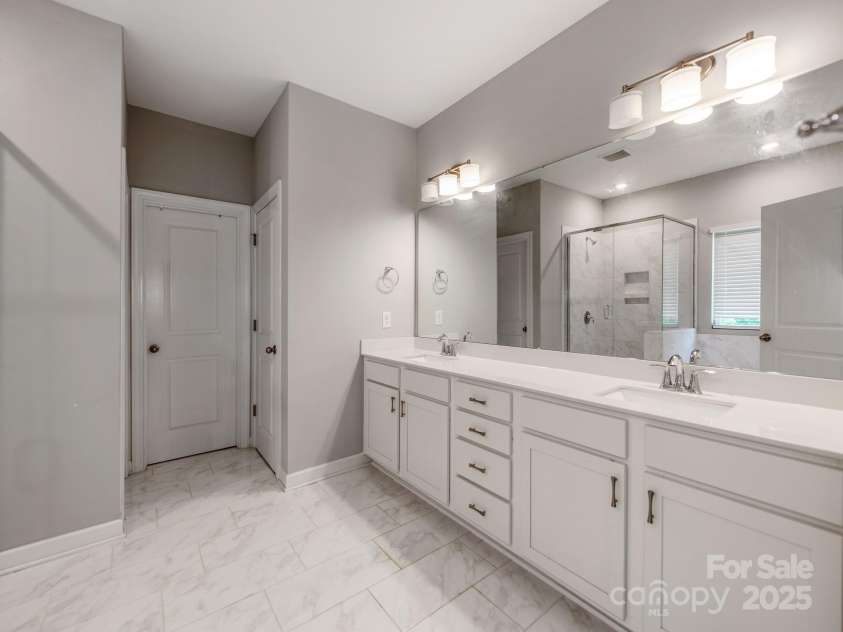 5098 Burnwald Court, Fort Mill, SC 29715.  MLS# CAR4284433, YatesRealty ID 32056. 