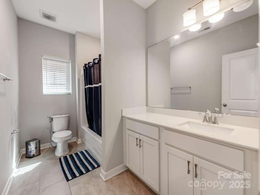 5098 Burnwald Court, Fort Mill, SC 29715.  MLS# CAR4284433, YatesRealty ID 32056. 