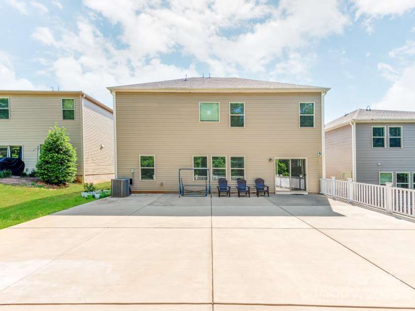 5098 Burnwald Court, Fort Mill, SC 29715.  MLS# CAR4284433, YatesRealty ID 32056. 