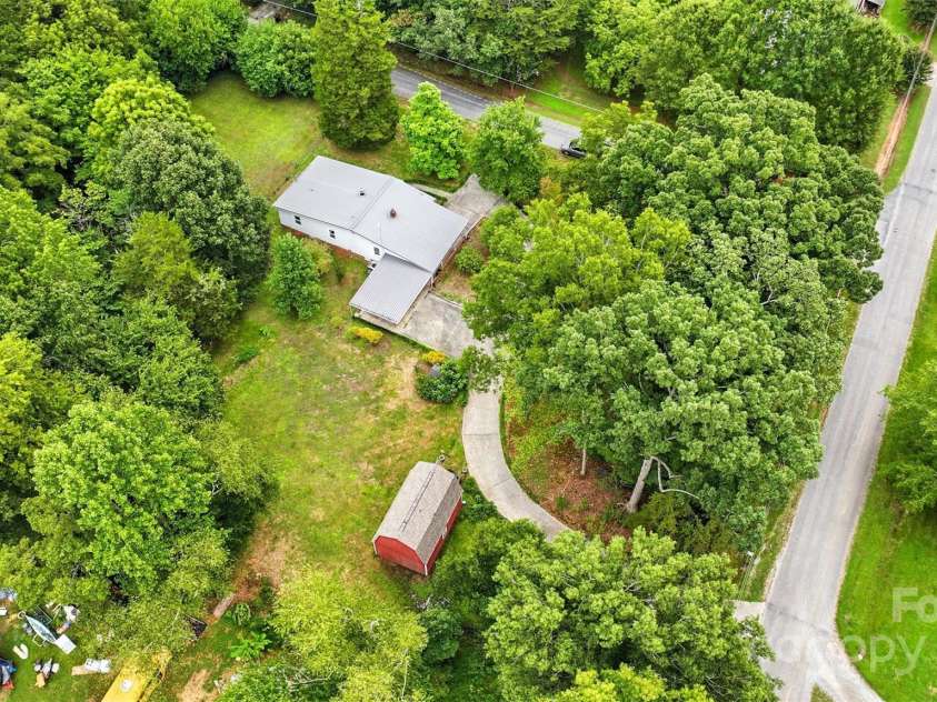 380 Garden Lane, Salisbury, NC 28146.  MLS# CAR4291116, YatesRealty ID 32057. 