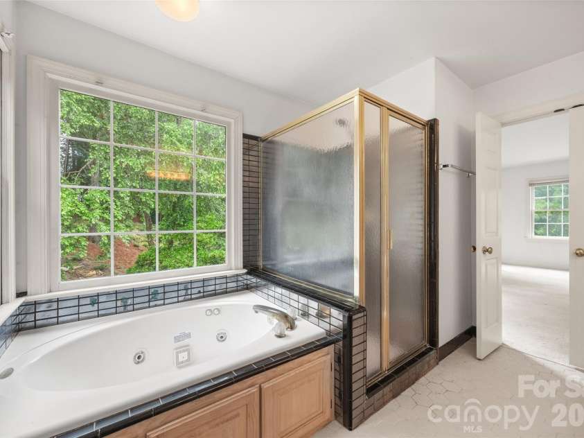 7411 Leharne Drive, Charlotte, NC 28270.  MLS# CAR4383286, YatesRealty ID 32058. 
