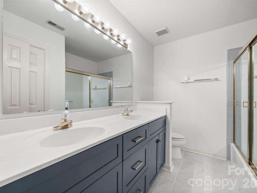 7411 Leharne Drive, Charlotte, NC 28270.  MLS# CAR4383286, YatesRealty ID 32058. 