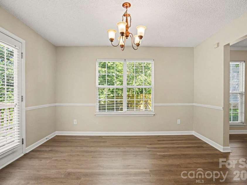 12505 Britton Wood Place, Charlotte, NC 28278.  MLS# CAR4385045, YatesRealty ID 32059. 