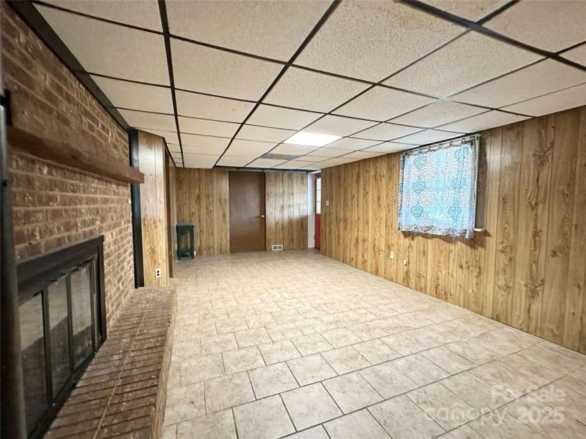 178 Cedar Valley Road, Hudson, NC 28638.  MLS# CAR4266990, YatesRealty ID 3206. 