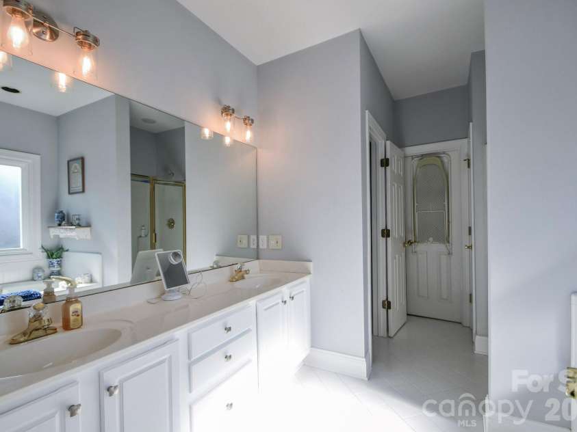 5314 Woodridge Drive, Wesley Chapel, NC 28110.  MLS# CAR4340653, YatesRealty ID 3206. 