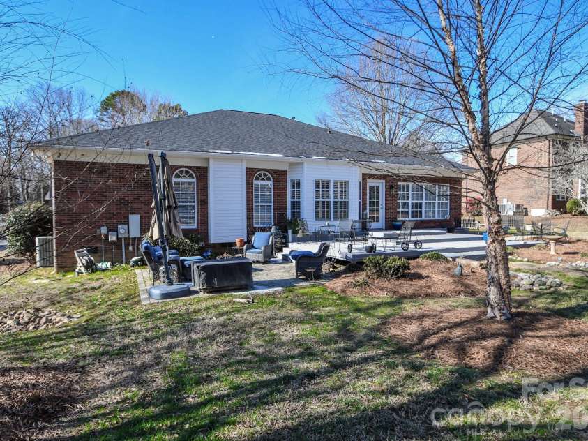 5314 Woodridge Drive, Wesley Chapel, NC 28110.  MLS# CAR4340653, YatesRealty ID 3206. 