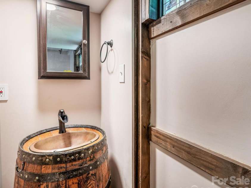 3828 Oakwood Road, Charlotte, NC 28269.  MLS# CAR4375372, YatesRealty ID 32060. Bath Tiny house