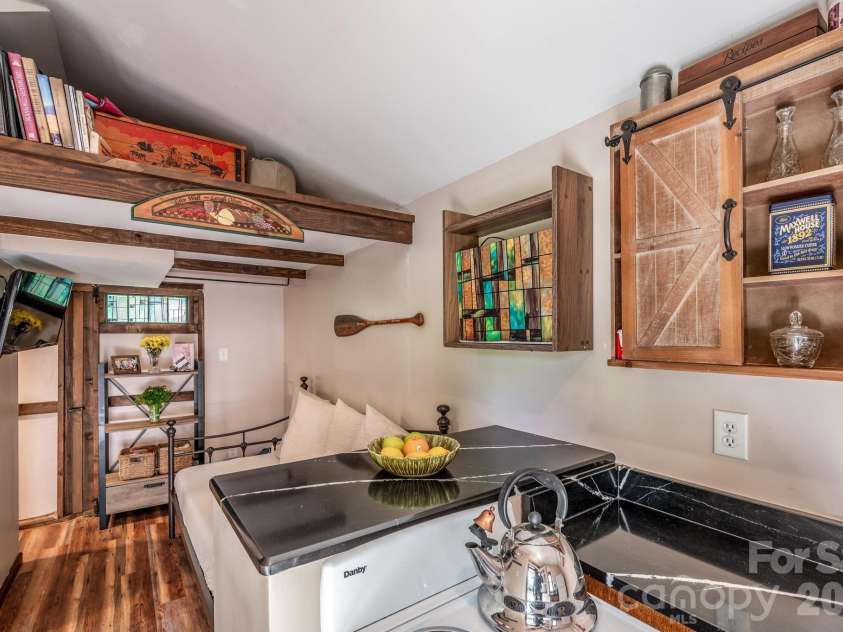 3828 Oakwood Road, Charlotte, NC 28269.  MLS# CAR4375372, YatesRealty ID 32060. Kitchen Tiny House
