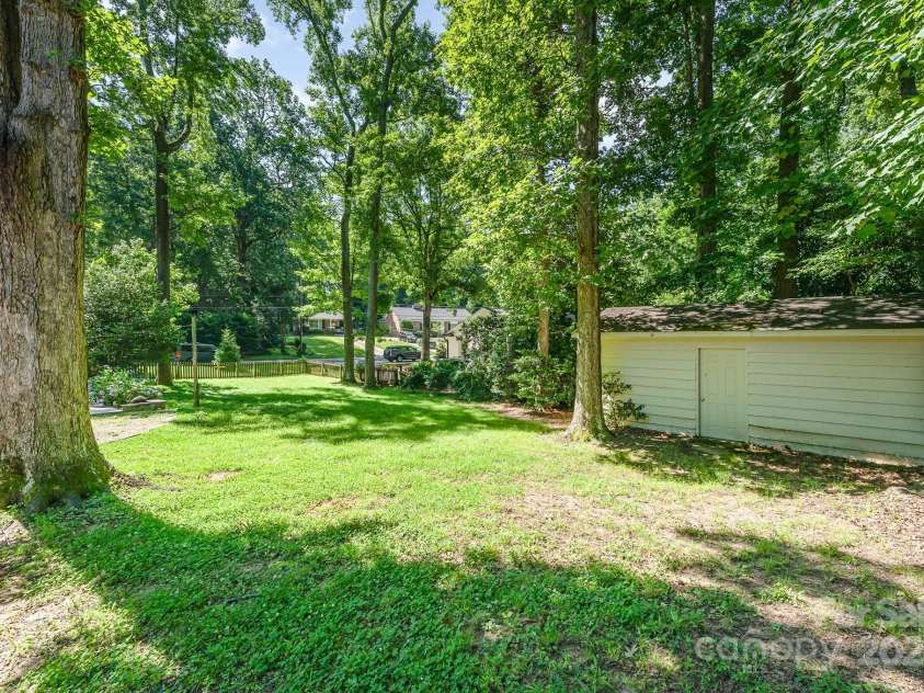 4014 Sulkirk Road, Charlotte, NC 28210.  MLS# CAR4286808, YatesRealty ID 32061. Shed