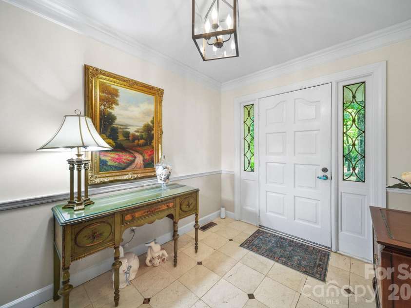 2925 Grampian Drive, Gastonia, NC 28054.  MLS# CAR4391415, YatesRealty ID 32062. 