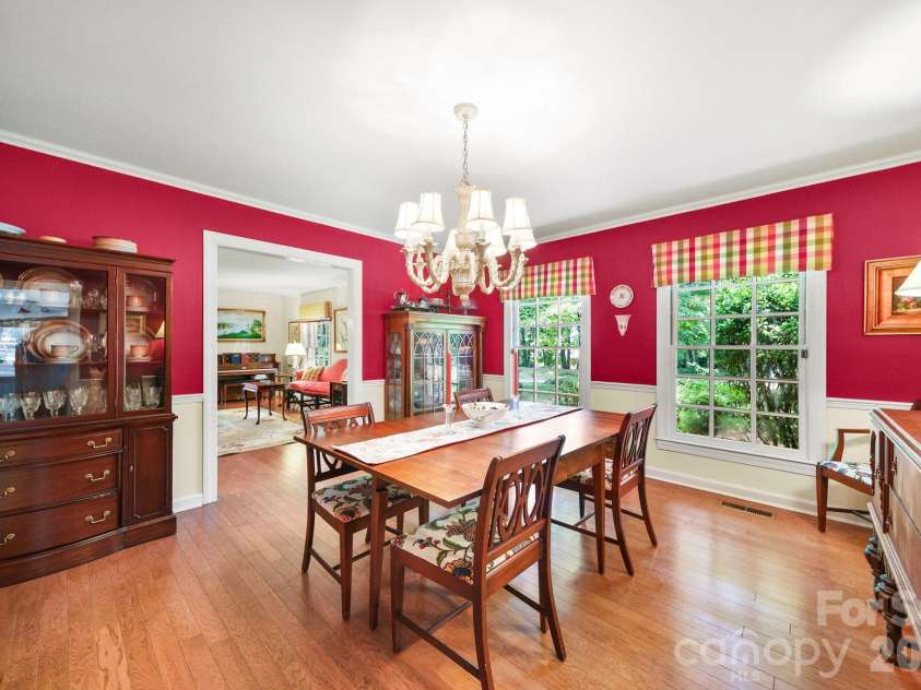 2925 Grampian Drive, Gastonia, NC 28054.  MLS# CAR4391415, YatesRealty ID 32062. 