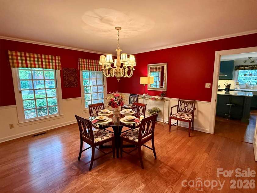 2925 Grampian Drive, Gastonia, NC 28054.  MLS# CAR4391415, YatesRealty ID 32062. 