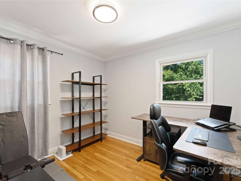 4337 Tipperary Place, Charlotte, NC 28215.  MLS# CAR4282990, YatesRealty ID 32063. 