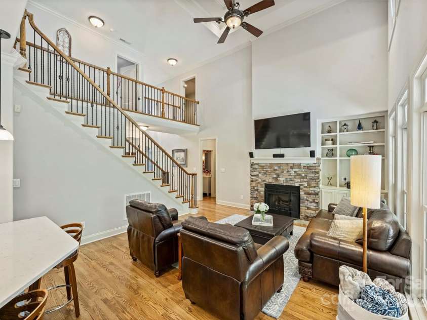 119 Pin Oak Lane, Mooresville, NC 28117.  MLS# CAR4278947, YatesRealty ID 32064. 