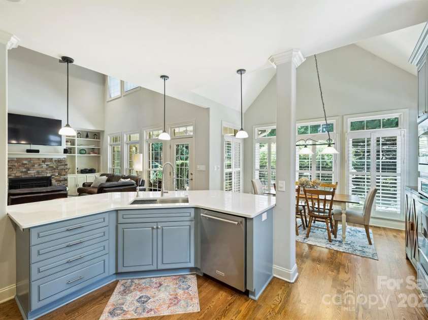 119 Pin Oak Lane, Mooresville, NC 28117.  MLS# CAR4278947, YatesRealty ID 32064. 
