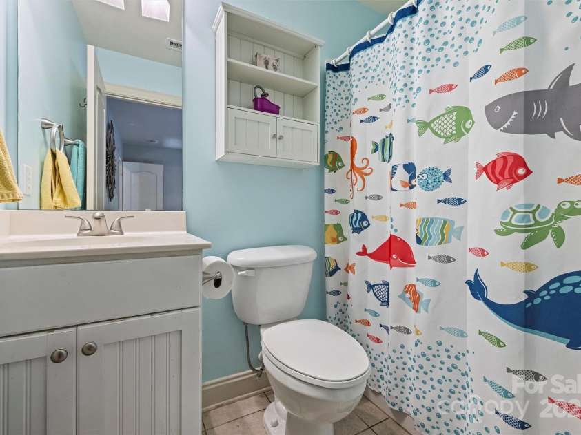 119 Pin Oak Lane, Mooresville, NC 28117.  MLS# CAR4278947, YatesRealty ID 32064. 