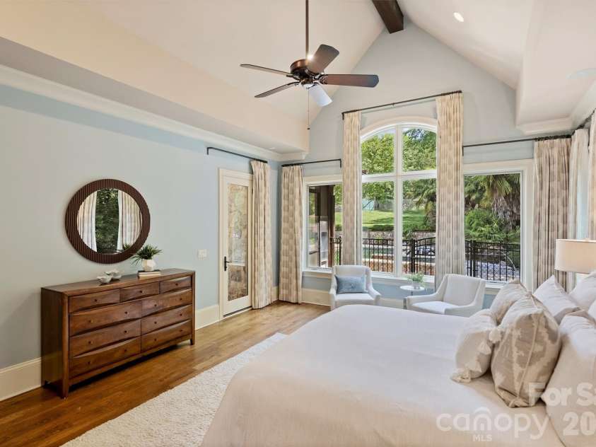 4901 Carmel Park Drive, Charlotte, NC 28226.  MLS# CAR4379174, YatesRealty ID 32065. Primary