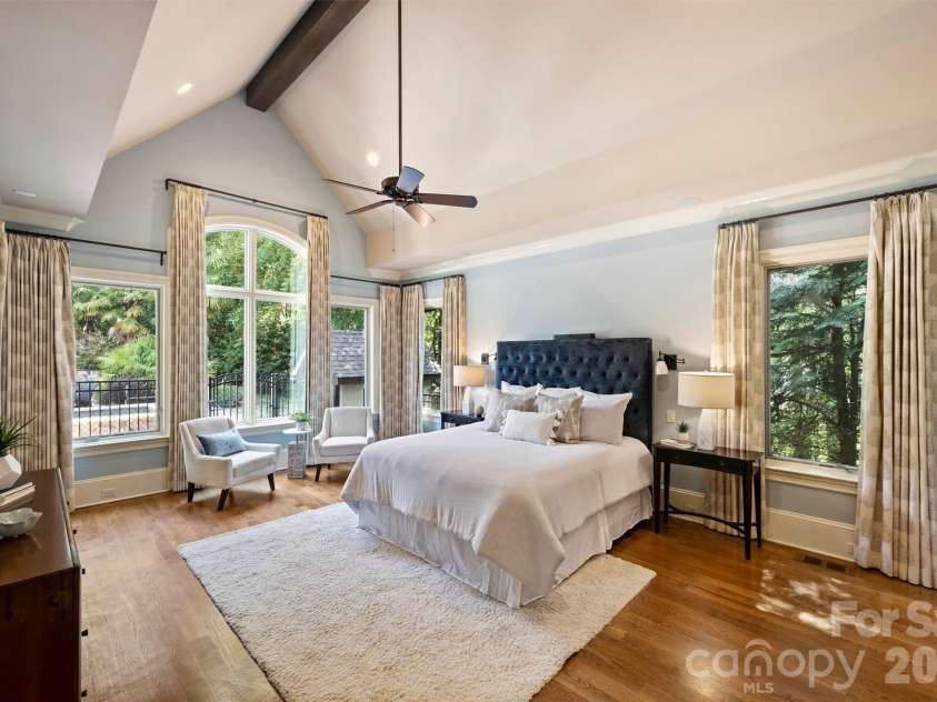 4901 Carmel Park Drive, Charlotte, NC 28226.  MLS# CAR4379174, YatesRealty ID 32065. Primary bedroom, main floor