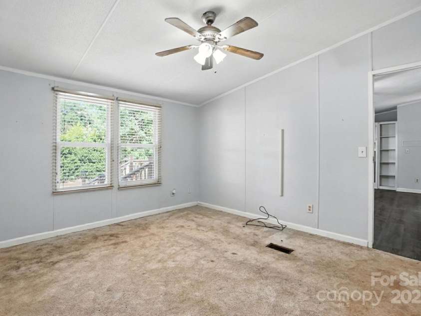 7912 Hillanby Court, Waxhaw, NC 28173.  MLS# CAR4286356, YatesRealty ID 32065. 