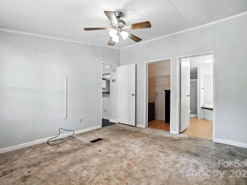 7912 Hillanby Court, Waxhaw, NC 28173.  MLS# CAR4286356, YatesRealty ID 32065. 