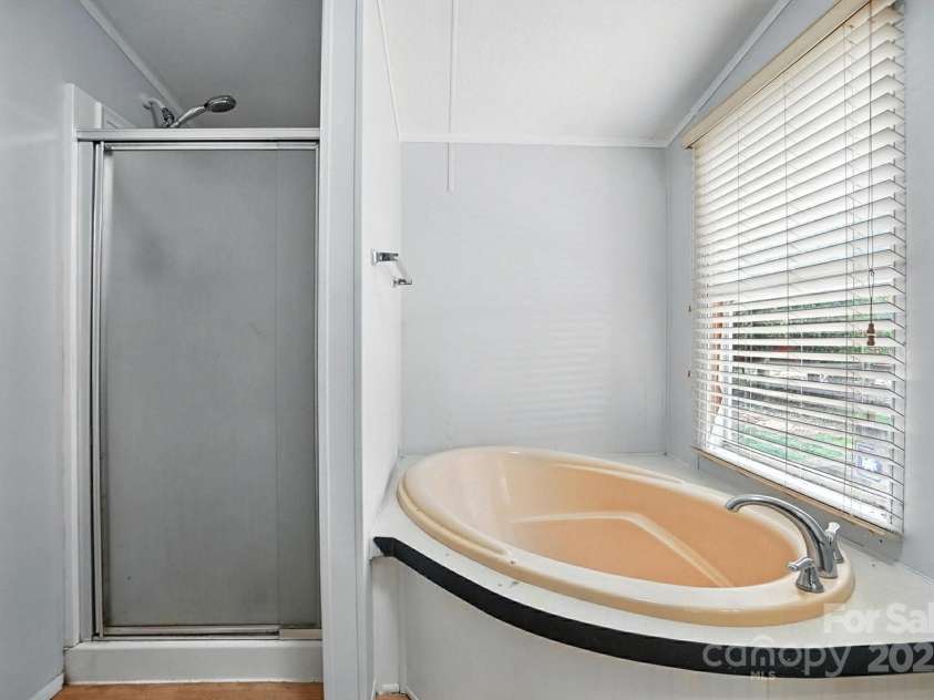 7912 Hillanby Court, Waxhaw, NC 28173.  MLS# CAR4286356, YatesRealty ID 32065. 