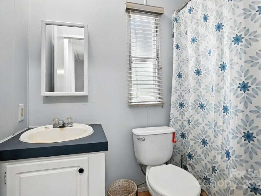 7912 Hillanby Court, Waxhaw, NC 28173.  MLS# CAR4286356, YatesRealty ID 32065. 