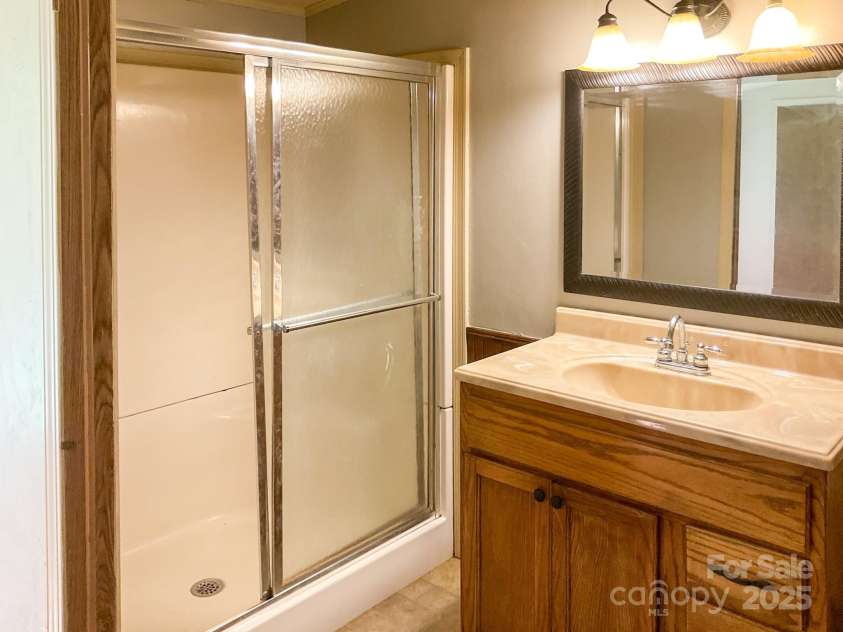 116 Putman Street, Simpsonville, SC 29681.  MLS# CAR4288879, YatesRealty ID 32066. 